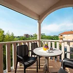 House With Apartments Dragica